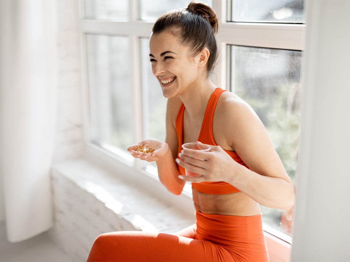 kobieta z kapsułkami 